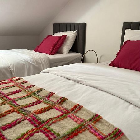 Apartament Plac Moniuszki 11 เคียลเซ ภายนอก รูปภาพ