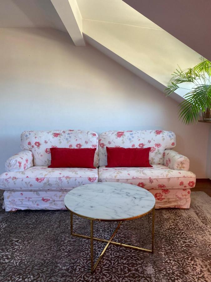 Apartament Plac Moniuszki 11 เคียลเซ ภายนอก รูปภาพ