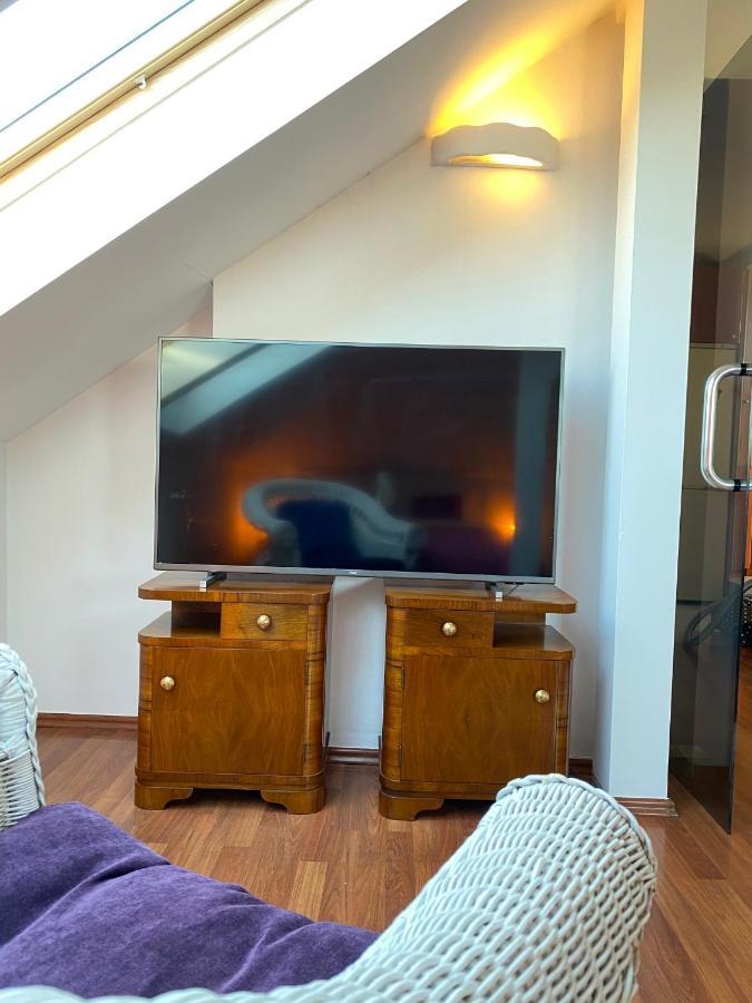 Apartament Plac Moniuszki 11 เคียลเซ ภายนอก รูปภาพ